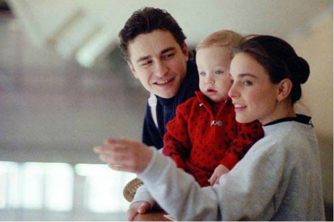 Екатерина Гордеева с мужем и дочерью