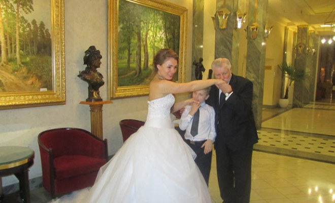 Сергей Миронов с женой и сыном