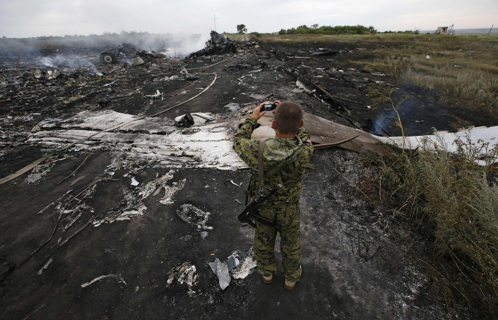 Авиакатастрофа в Донбассе