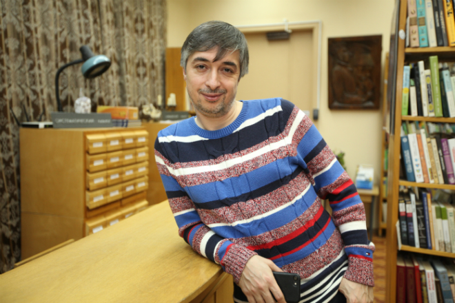 Журналист и писатель Ровшан Аскеров
