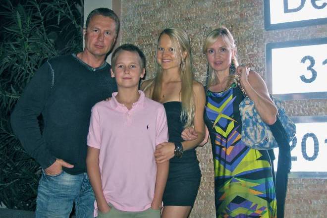 Олег Штефанко с семьей