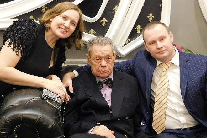 Андрей Караченцов с отцом и женой