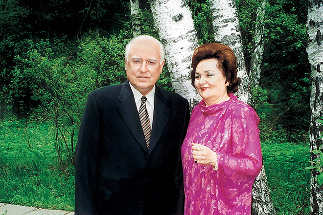 Виктор Черномырдин с женой