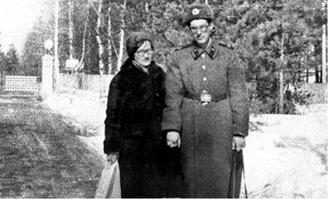 Андрей Норкин с мамой
