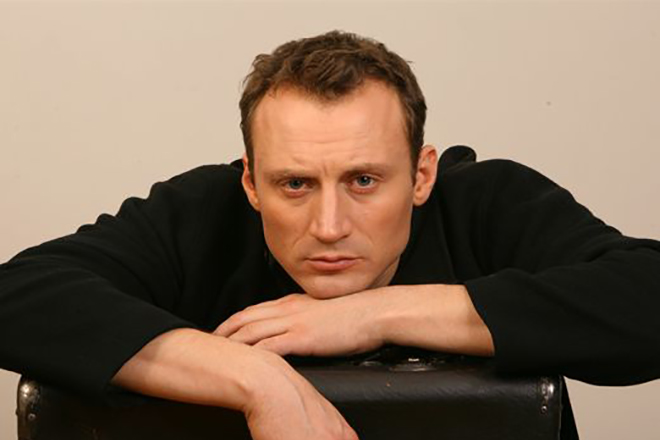 Актер Анатолий Белый
