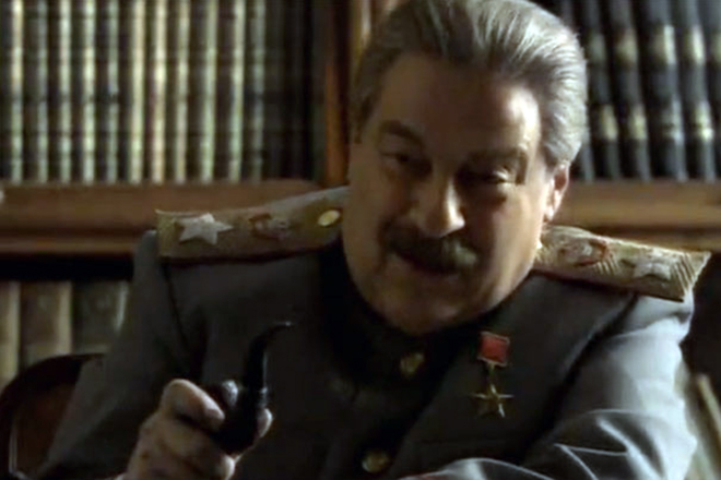 Геннадий Хазанов в роли Сталина