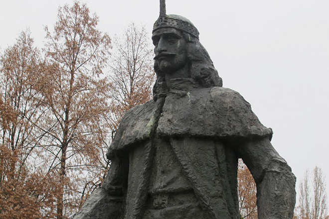 Памятник Владу Цепешу