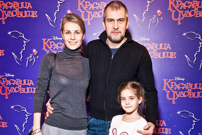 Вячеслав Разбегаев с женой и дочерью