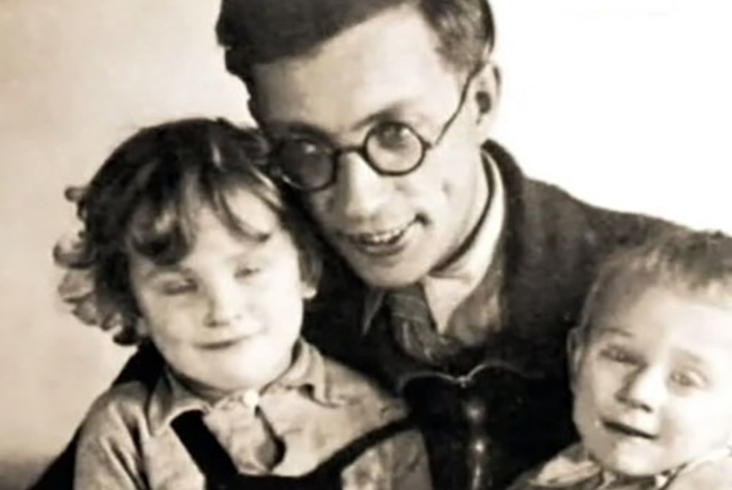 Лев Ошанин с детьми