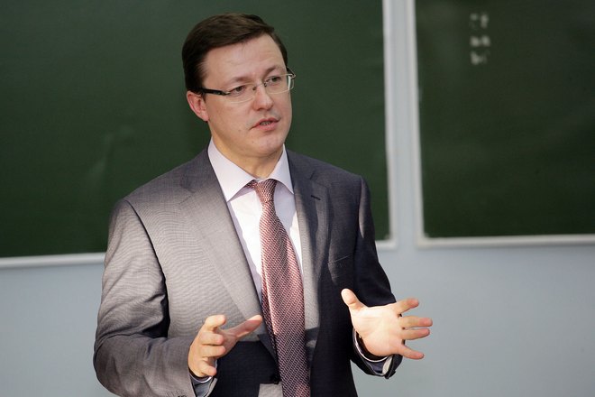 Экономист Дмитрий Азаров