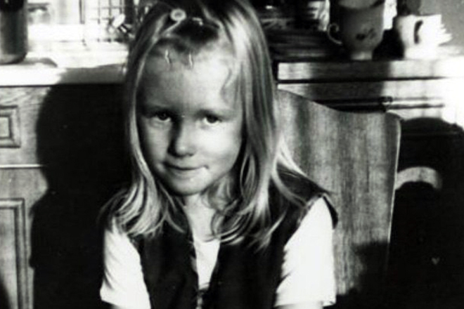 Катя Гордон в детстве