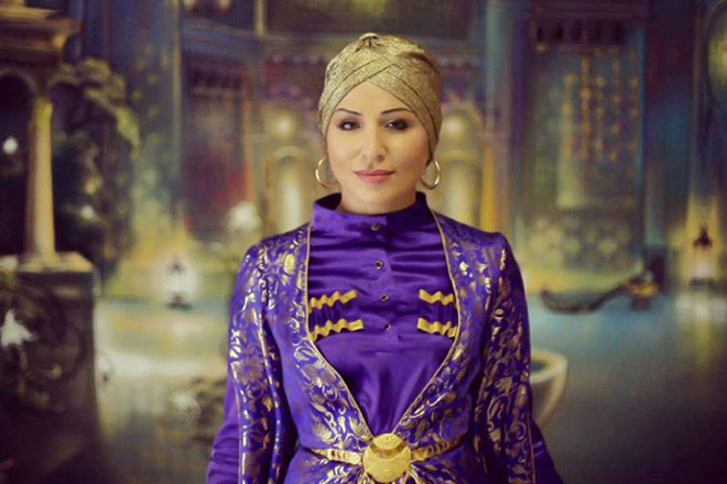 Зайнаб Махаева в национальном костюме