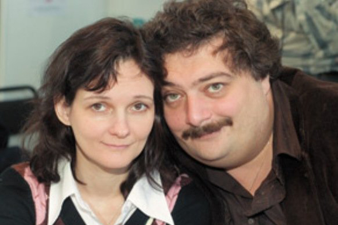 Дмитрий Быков с женой