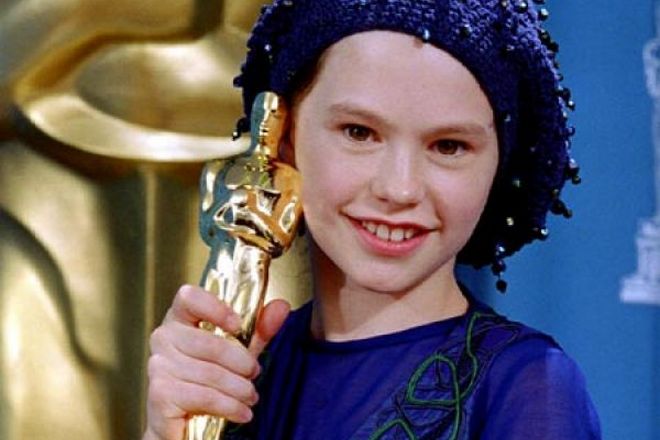 Анна Пэкуин с премией «Оскар»