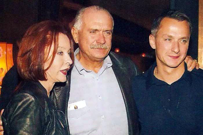 Анастасия Вертинская и Никита Михалков с сыном Степаном