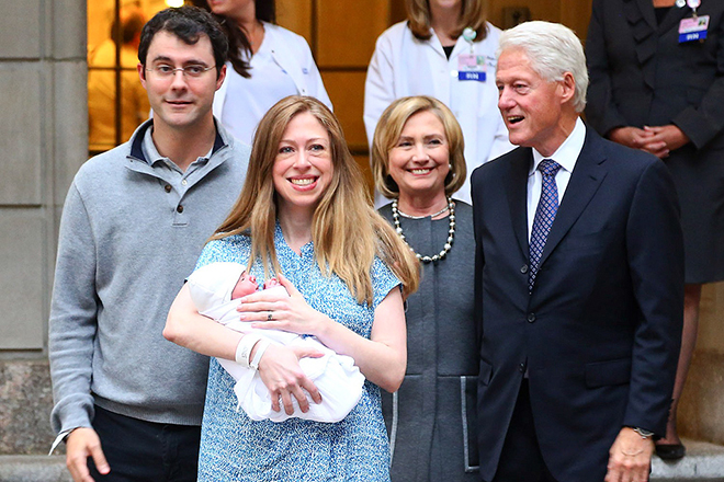Челси Клинтон с семьей
