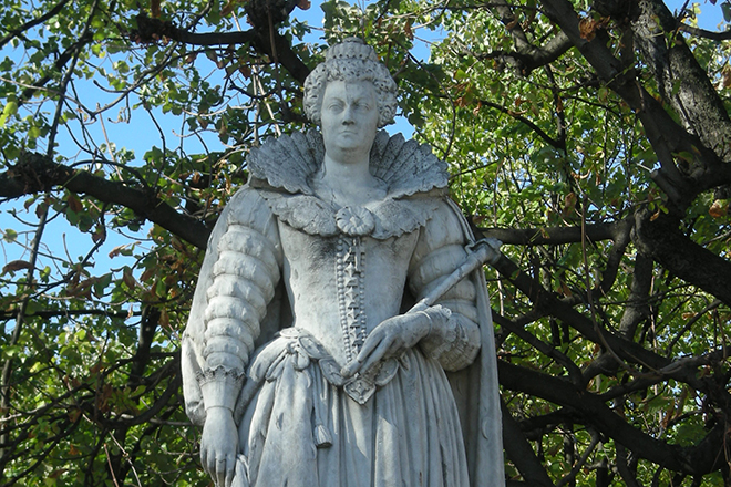 Памятник Марии Медичи