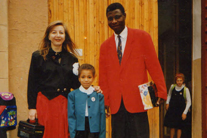Либерж Кпадону с родителями