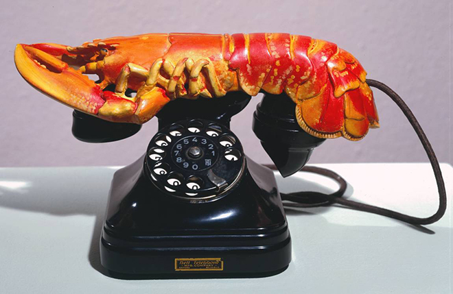 Скульптура Дали «Телефон-омар»