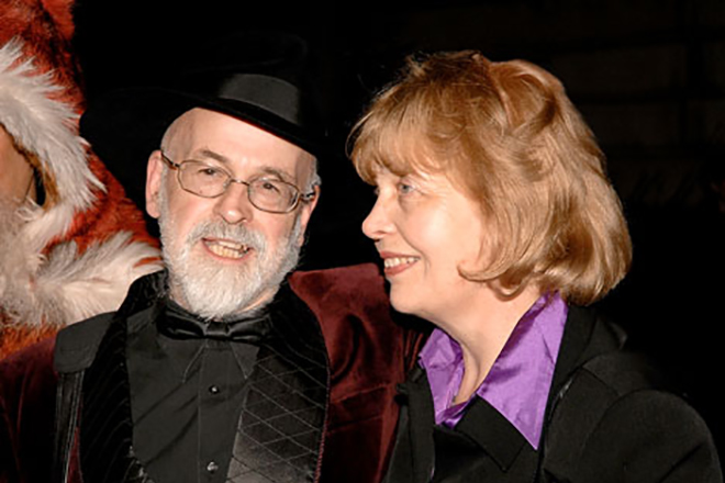 Терри Пратчетт и его жена Лин