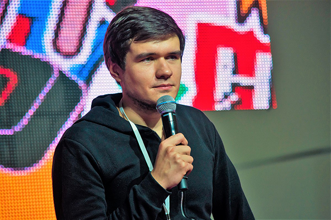 Евгений Баженов на фестивале «Видфест»