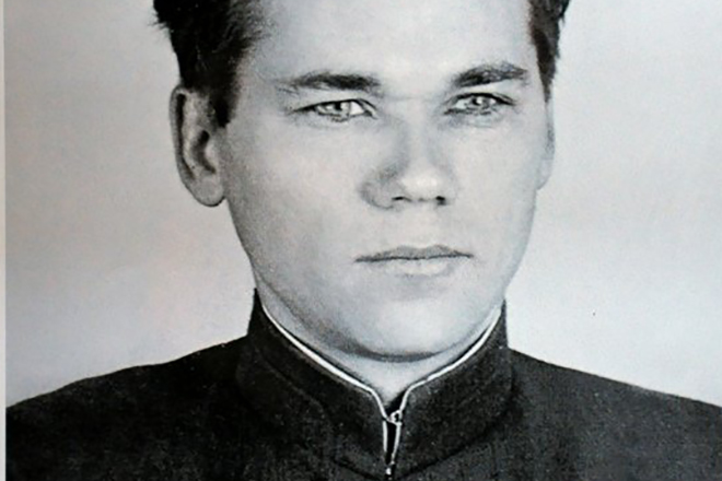 Михаил Калашников в молодости