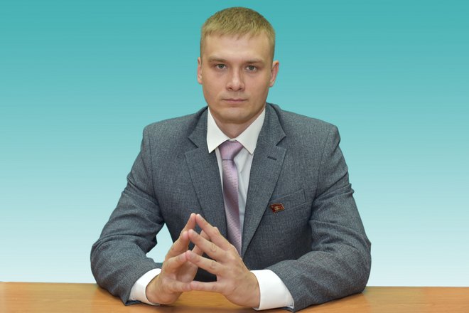 Политик Валентин Коновалов