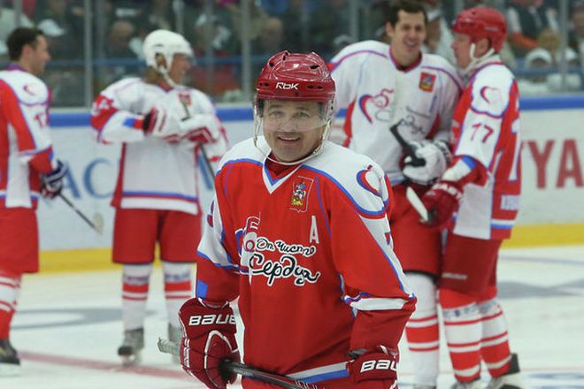 Андрей Воробьев увлекается хоккеем
