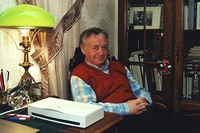 Писатель Лион Измайлов