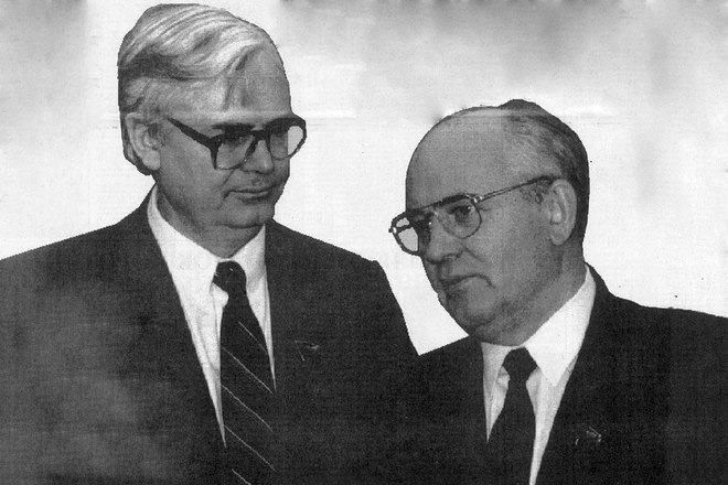 Леонид Кравченко и Михаил Горбачев