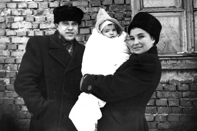 Галина Макарова со вторым мужем Павлом Пекуром и дочерью Татьяной