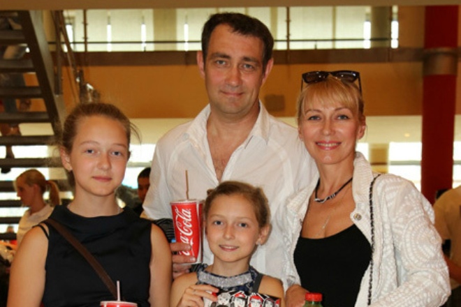Константин Юшкевич с семьей