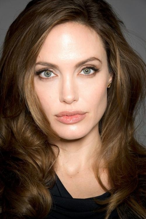 Анджелина Джоли – биография, фото, фильмы, последние новости, Брэд Питт, дети 2023 i
