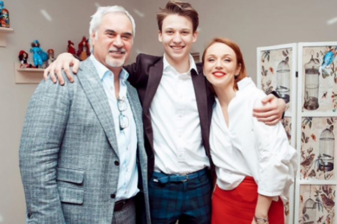 Валерий Меладзе с женой и сыном Костей