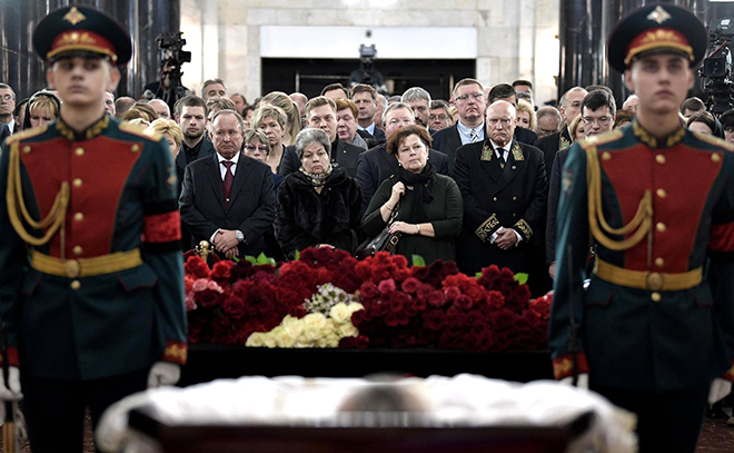 Похороны Андрея Карлова