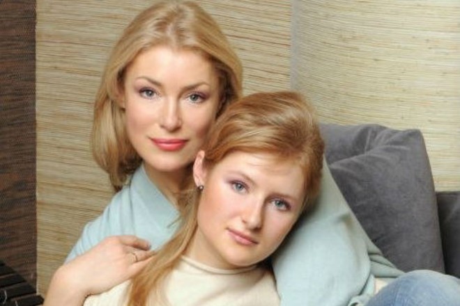 Мария Шукшина с дочерью Анной