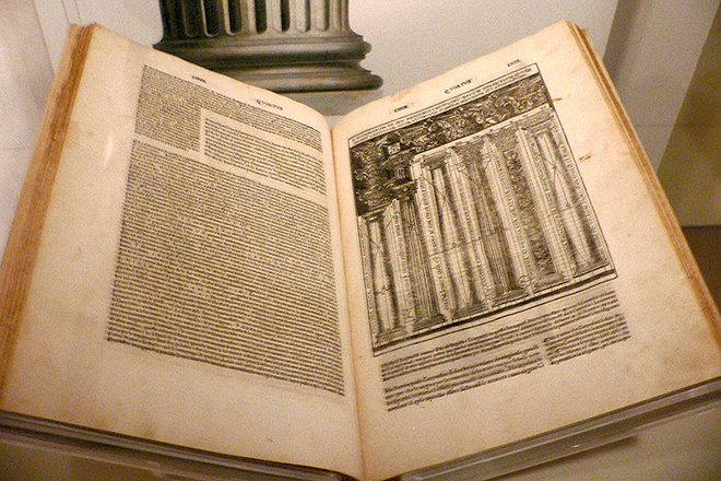 Книга Витрувия «Десять книг об архитектуре»