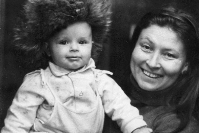 Людмила Зайцева с внуком