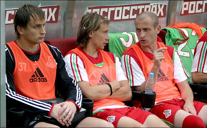 Сергей Рыжиков (слева) в составе «Локомотива»