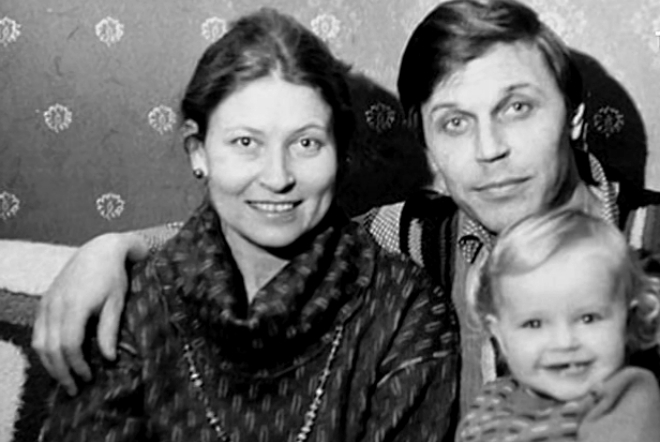 Людмила Зайцева с мужем и дочерью