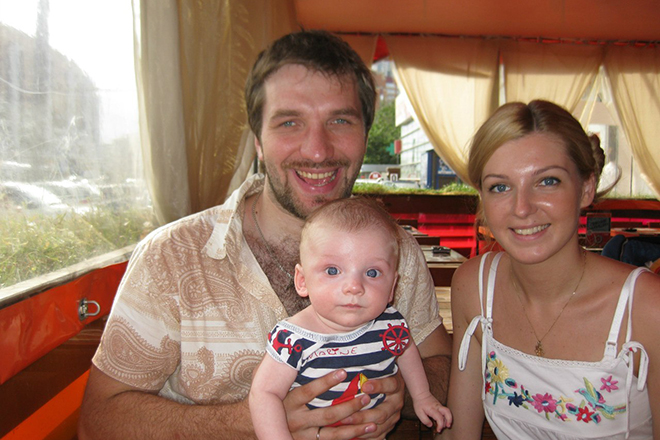 Александр Рагулин с семьей