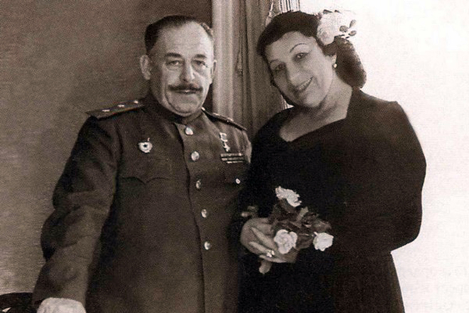 Лидия Русланова и Владимир Крюков