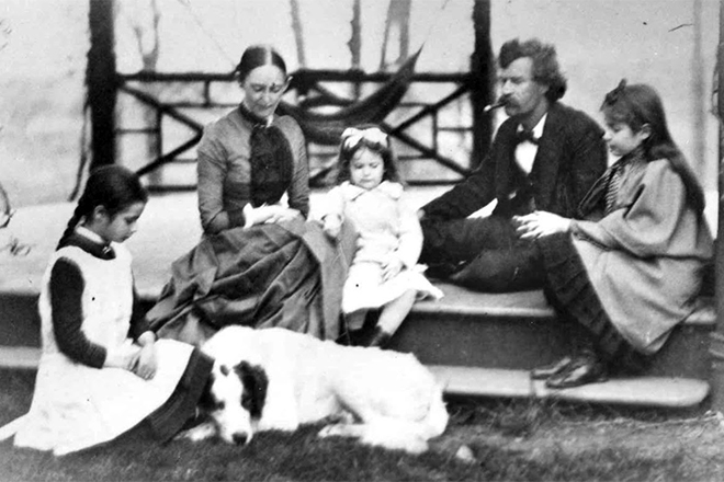 Марк Твен с семьей