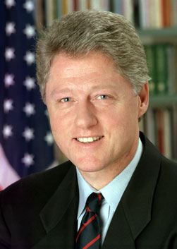Билл Клинтон (Bill Clinton) биография, фото, его жена 2023 i
