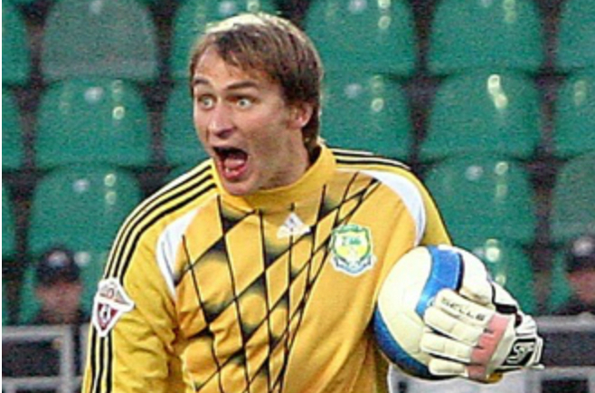 Сергей Рыжиков отыграл 39 матчей за «Анжи»