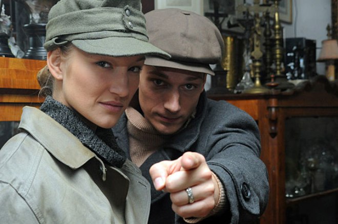 Полина Сидихина и Петар Зекавица на съемках фильма 