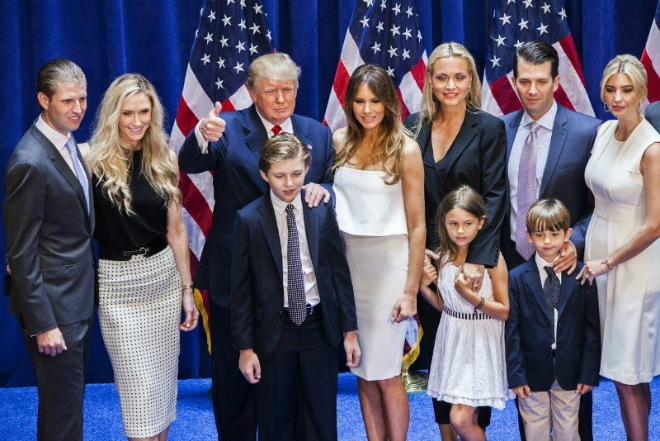 Бэррон Трамп с родными