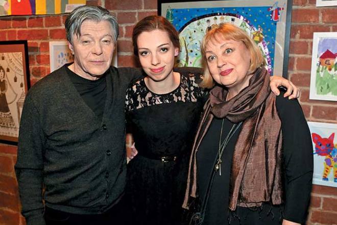 Елена Шанина и Александр Збруев с дочерью