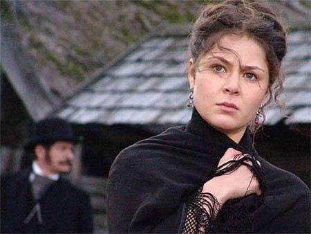 Елена Лядова сейчас снимается в сериале «Пепел»