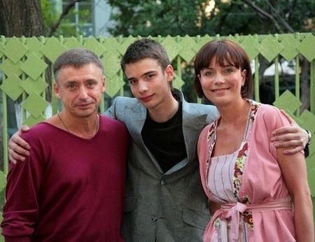 Актриса Екатерина Семенова с бывшим мужем Антоном Табаковым и сыном Никитой